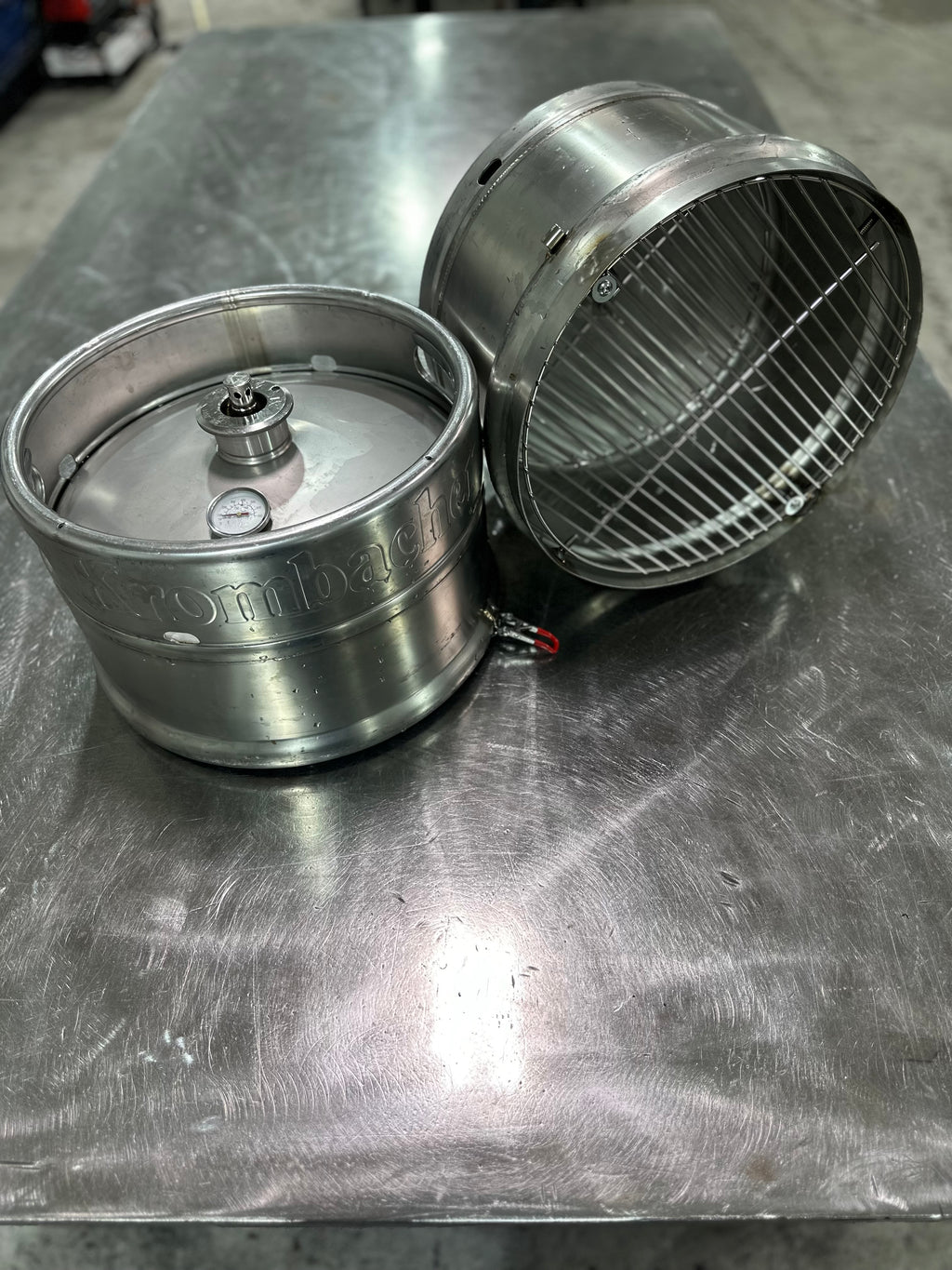 5-in-1 Beer Keg Grill – Stainless Steel BBQ Fire Pit Smoker Camping Stove Portable Outdoor Grill